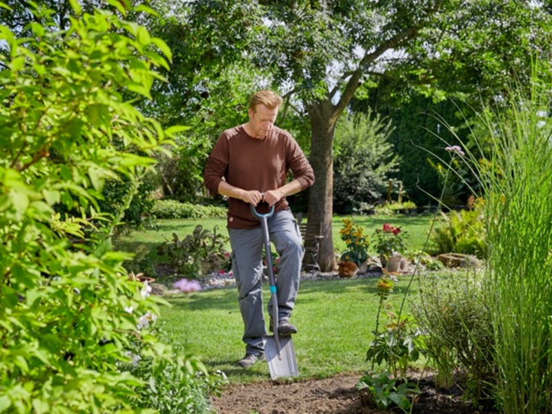 Gli attrezzi da lavoro e da giardino Gardena - MG Marketing Giardinaggio